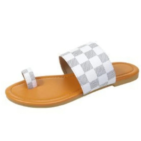 Toe Loop Flats Sandals - Picture 3 of 5